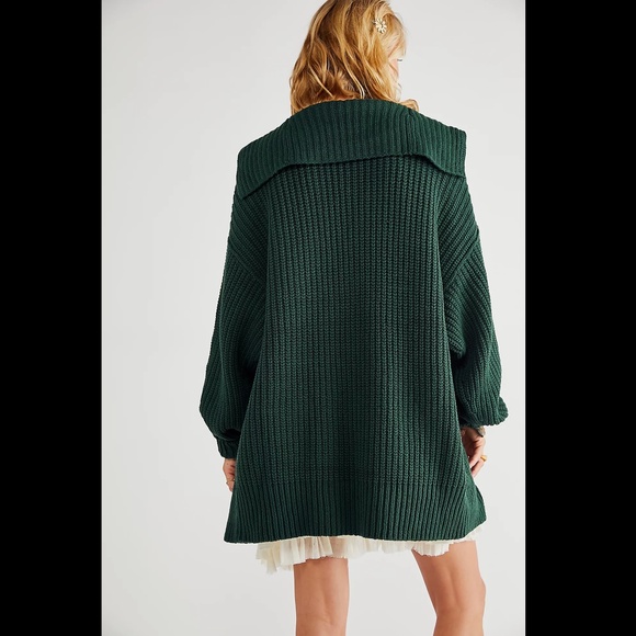 Free People Swim Too Deep Cardi in Deepest Spruce - Picture 3 of 10